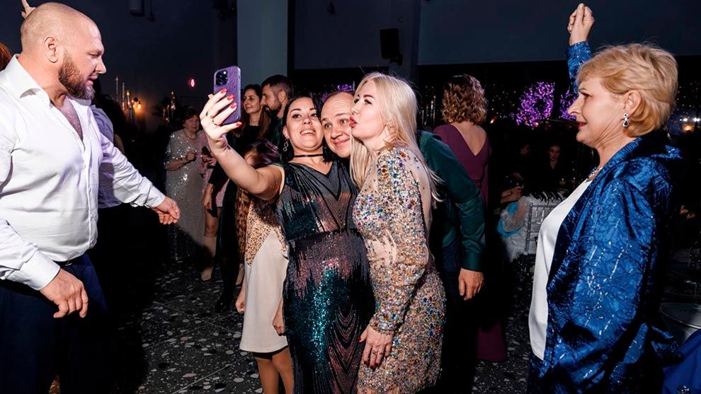 Отель Райморис - официальный сайт. Отдых на черном море. Геленджик. Бетта.